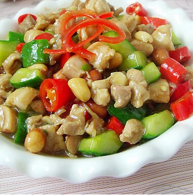 家常宫保鸡丁(图1)