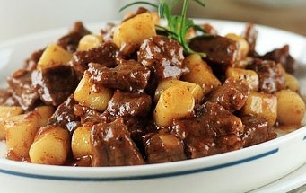 [沙茶]黑椒年糕牛肉粒，粒粒都美味