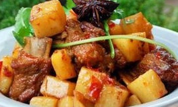 简单土豆烧排骨，味道一绝